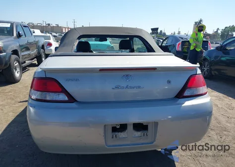 2001 Toyota Camry Solara Sle V6 z USA, uszkodzony, nr VIN 2T1FF28P31C508802